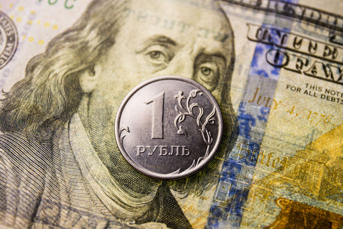  Курс долара у РФ перевищив позначку в 100 рублів 