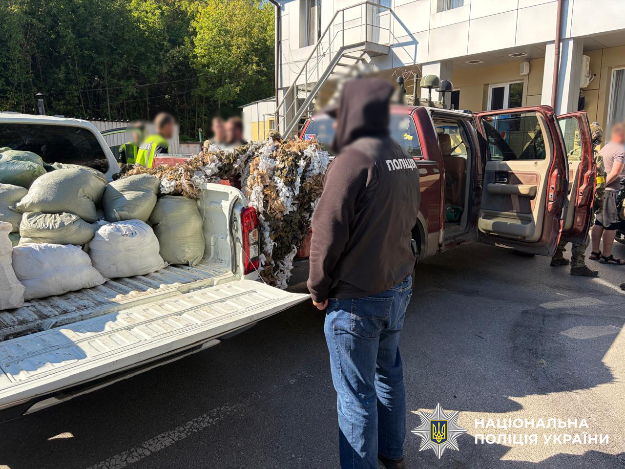  На Харківщині затримали чоловіка під час продажу 500 кг тротилу за $17 тисяч 