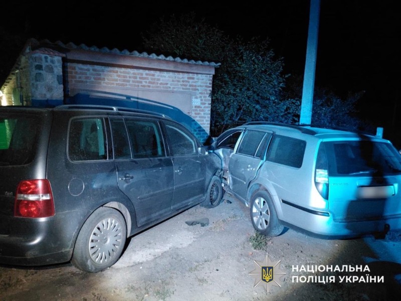  На Київщині п’яний водій Volkswagen спричинив ДТП: пасажирка потрапила до лікарні 
