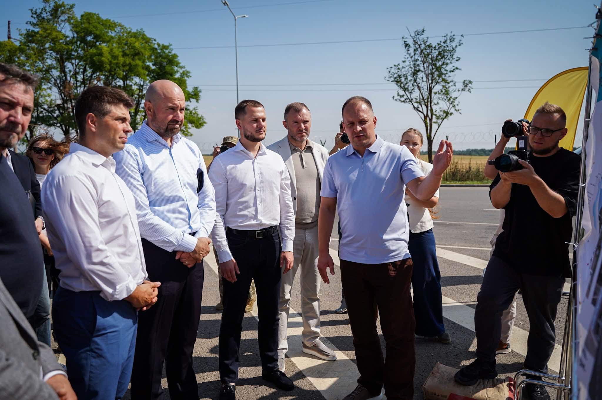  Україна та Молдова працюють над новими логістичними маршрутами через кордон 