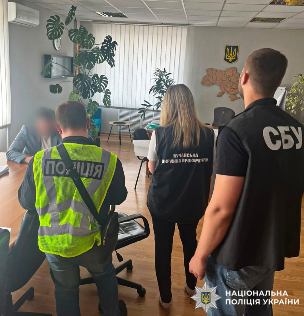  Розтрата коштів під час відновлення житла: на Київщині посадовцю повідомили про підозру 