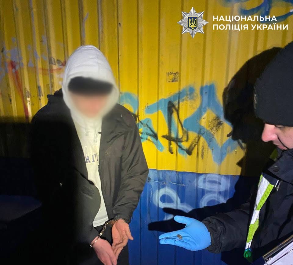  У Києві судитимуть 26-річного чоловіка за збут психотропів у Святошинському районі 