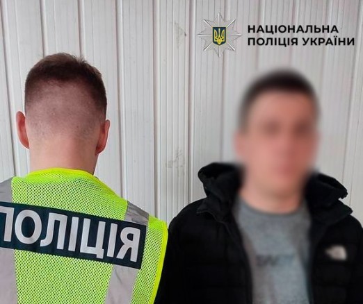  У Києві псевдоремонтник ошукав пенсіонерку на 230 тис. грн із «єВідновлення» — поліція повідомила про підозру 