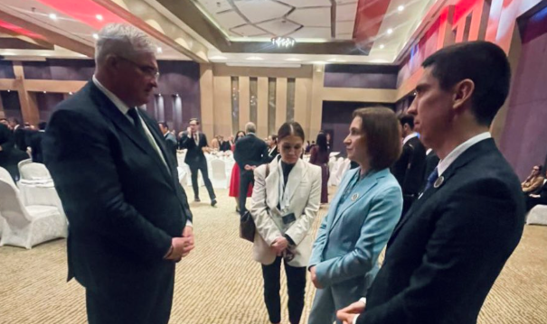  Сибіга розповів президентці Молдови про ситуацію на фронті в Україні 