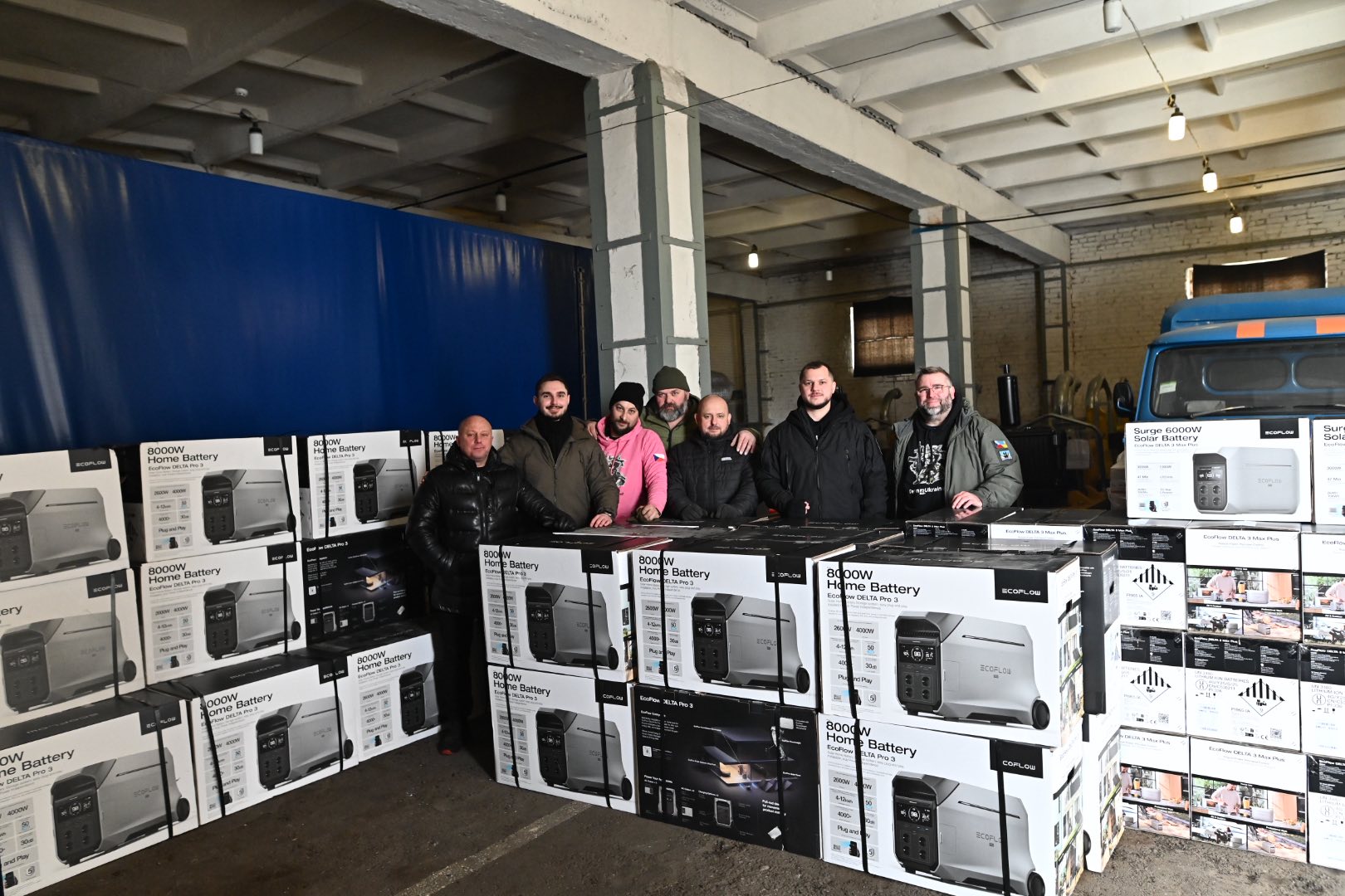  Микола Калашник: 60 EcoFlow прибули до Київщини як перша частина допомоги від Центральночеського краю 