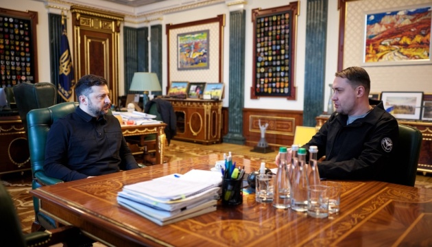  Зеленський обговорив з Будановим пріоритети роботи Офісу Президента 
