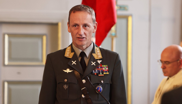  Для Європи стримувати Росію означає більше інвестувати в НАТО - головком армії Норвегії 