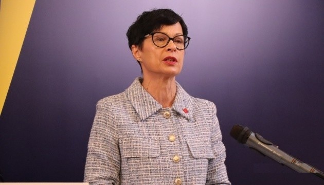  Ніхто не зможе перешкодити вступу України до ЄС - єврокомісарка Кос 