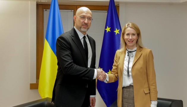  Спільні оборонні ініціативи та заморожені активи РФ: Шмигаль у Брюсселі зустрівся з Каллас 
