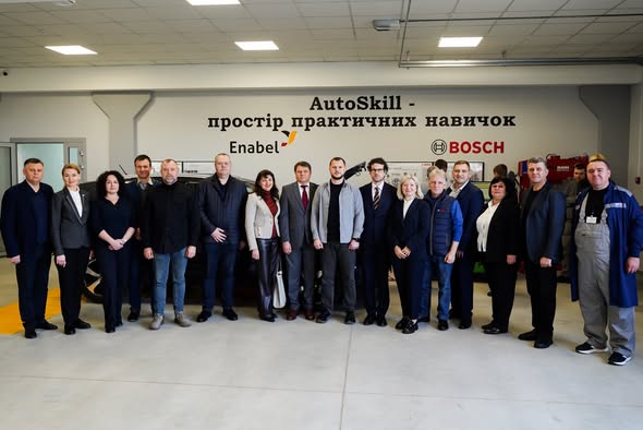  Микола Калашник: У Борисполі відкрили сучасний навчальний хаб Bosch Junior Academy 