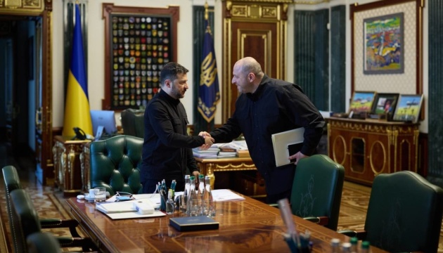  Бойова авіація, ППО та українська зброя: Зеленський провів нараду з Умєровим 