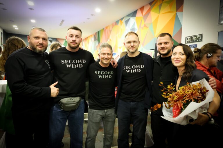  Микола Калашник разом із радниками з ветеранської політики відвідали допрем’єрний показ документального фільму «Друге дихання» 