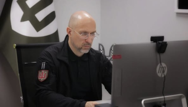  Шмигаль обговорив із румунським колегою розвиток спільних оборонних виробництв 
