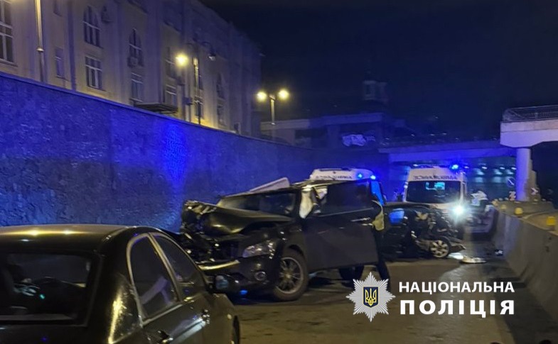  П’яний водій спричинив смертельну ДТП у Києві: йому повідомили про підозру 