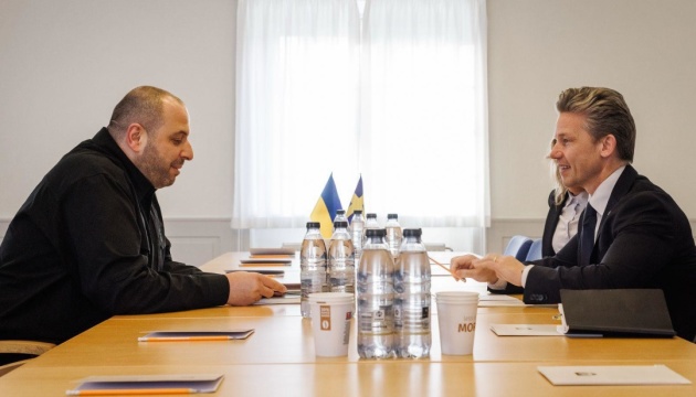  Міністри оборони України та Швеції обговорили пріоритети оборонної співпраці 