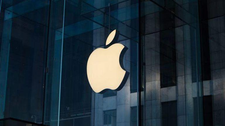  Apple інвестує $500 млрд у виробництво в США, щоб обійти мита Трампа 