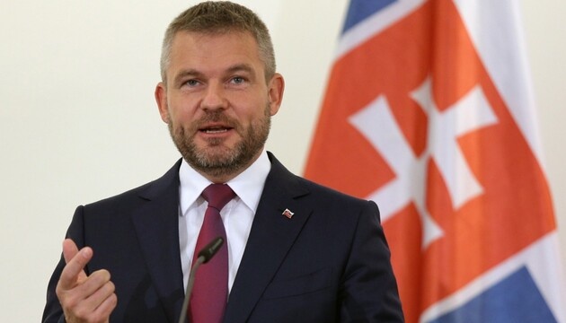  Президент Словаччини запевняє, що країна не збирається виходити з ЄС і НАТО 