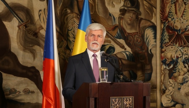  Президент Чехії дозволив 60 громадянам воювати на боці України 