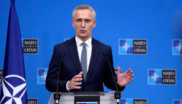  Ядерні заяви Путіна не повинні зупинити НАТО у підтримці України - Столтенберг 
