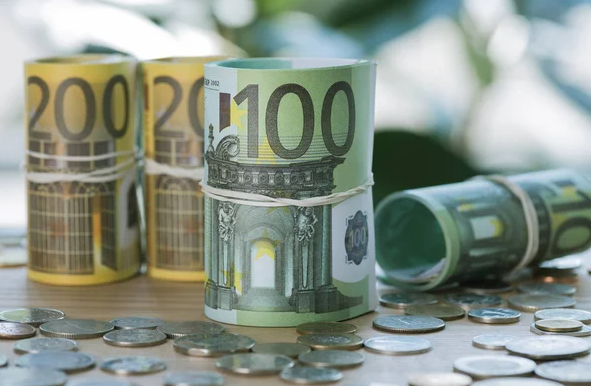  ЄС офіційно схвалив надання Україні траншу макрофіну на 4,2 млрд євро 