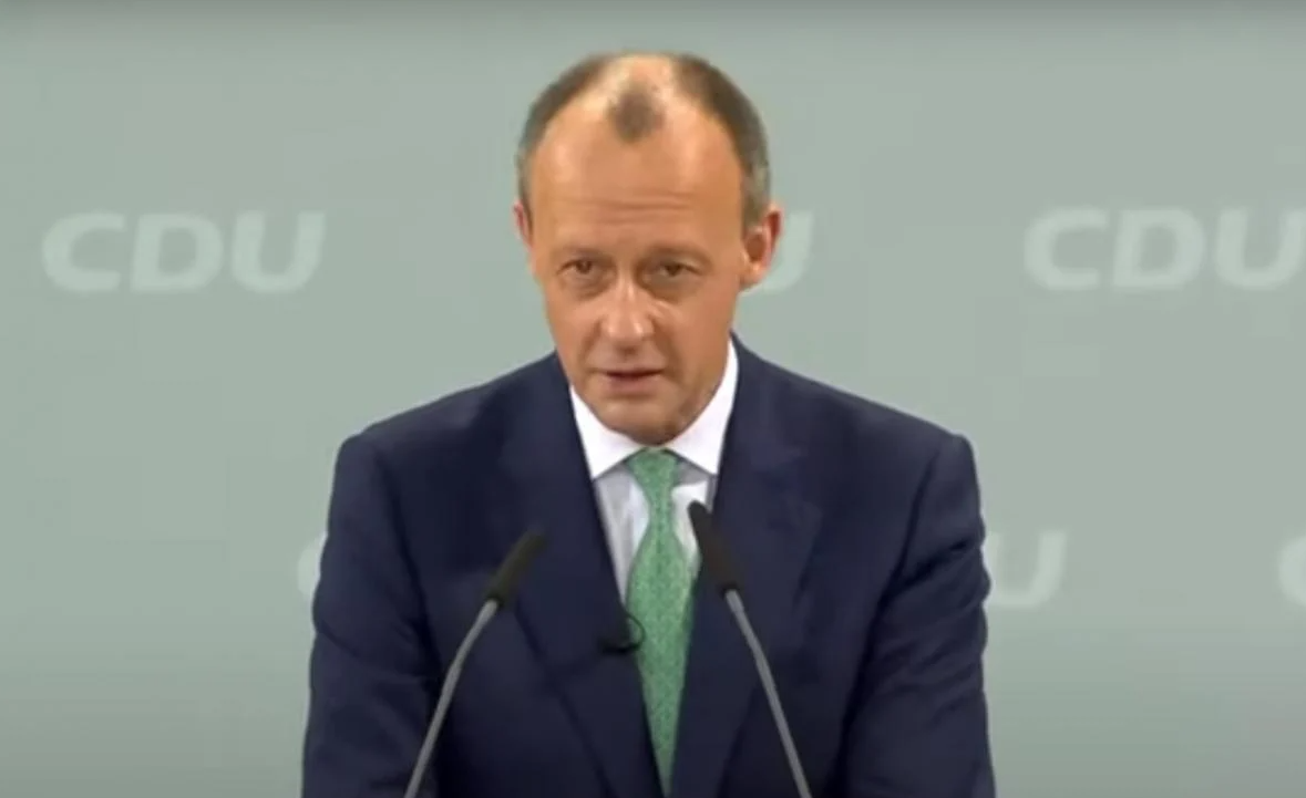  Лідер німецької опозиції назвав виплати для українських біженців "помилкою" 