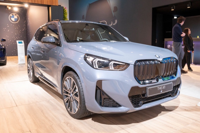  BMW збільшив рентабельність завдяки продажу електрокарів та преміальних моделей 