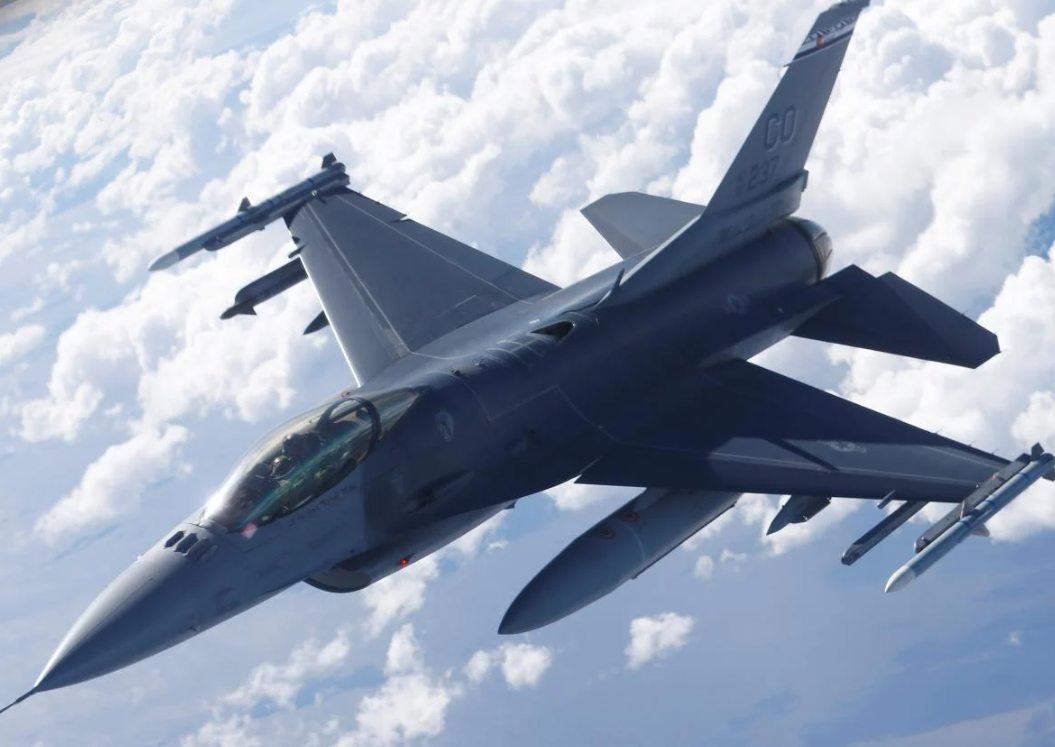  Норвегія передасть Україні винищувачі F-16, - ЗМІ 