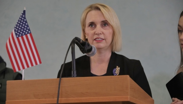  Посол США привітала ухвалення Радою закону про посилення ролі АМКУ 