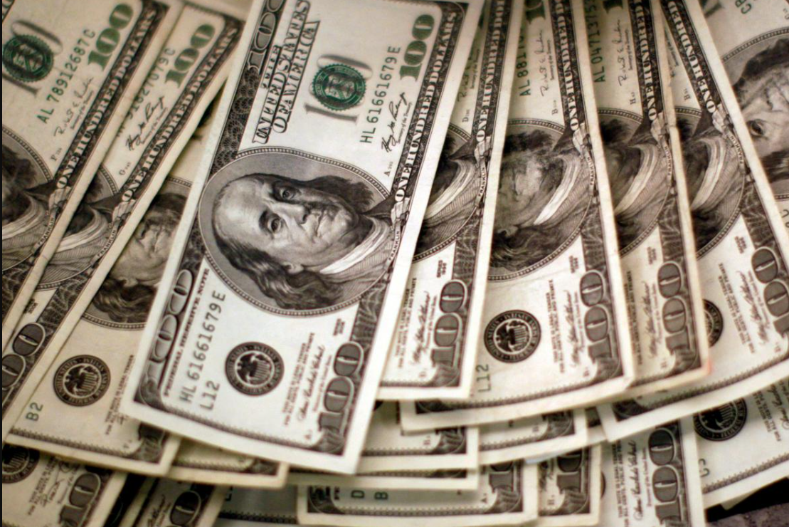  Кожні 100 тисяч емігрантів скорочують ВВП України майже на мільярд доларів - WSJ 