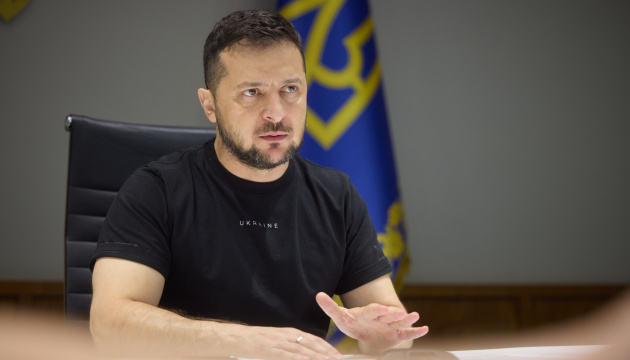  Ніхто не пробачить депутатам і посадовцям протиставлення себе державі - Зеленський 