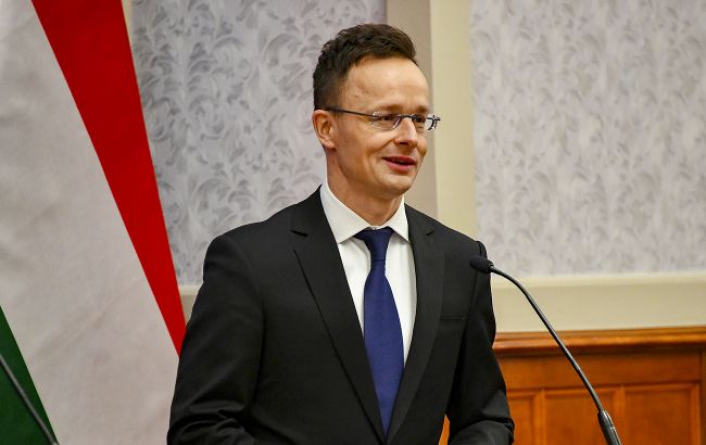  Угорщина хоче продовжити на рік звільнення від нафтових санкцій проти Росії 