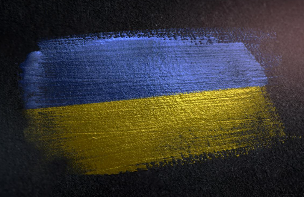  Суд РФ дав 15 років тюрми художнику, який облив мерію Євпаторії синьо-жовтою фарбою 