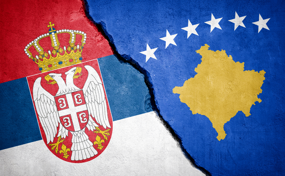  Сербія розгортає підрозділи збройних сил біля кордону з Косовом 