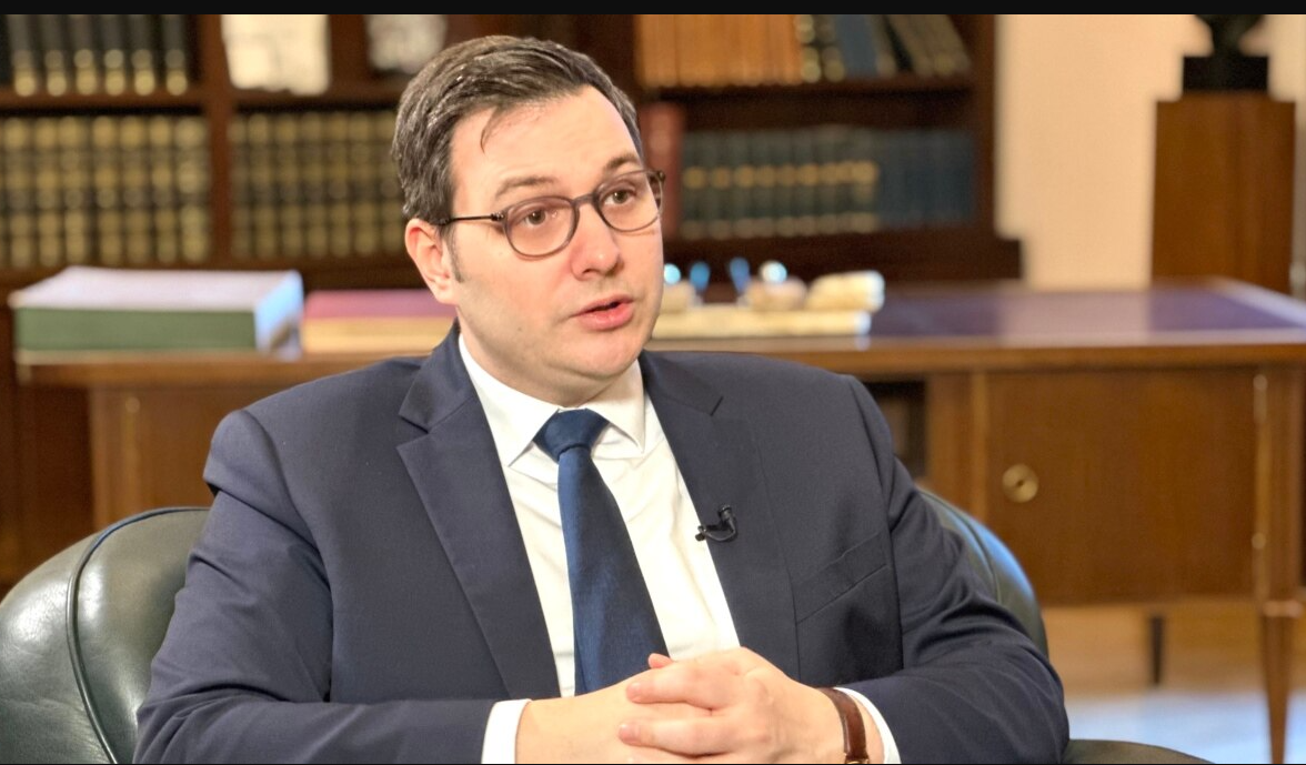  Глава чеського МЗС назвав лаврова клоуном 