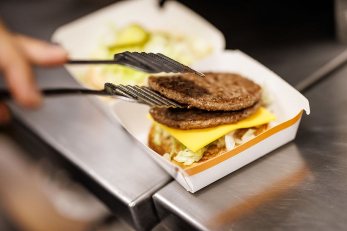  McDonald's змінює рецепти бургерів 
