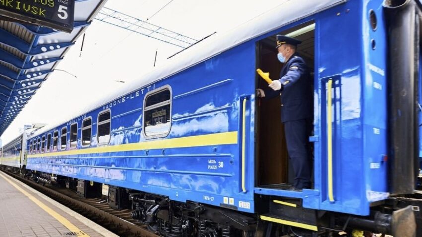  УЗ повертатиме повну вартість квитків навіть після відправлення потяга: умови 