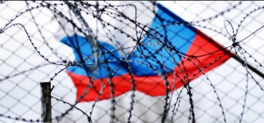  NYT: З Росії не знімуть санкції, доки Путіна не видадуть Гаазі 