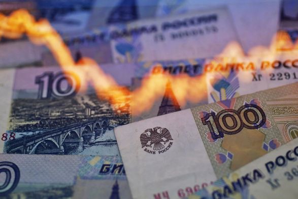  Індія дотримуватиметься "стелі цін" на російську нафту - Bloomberg 