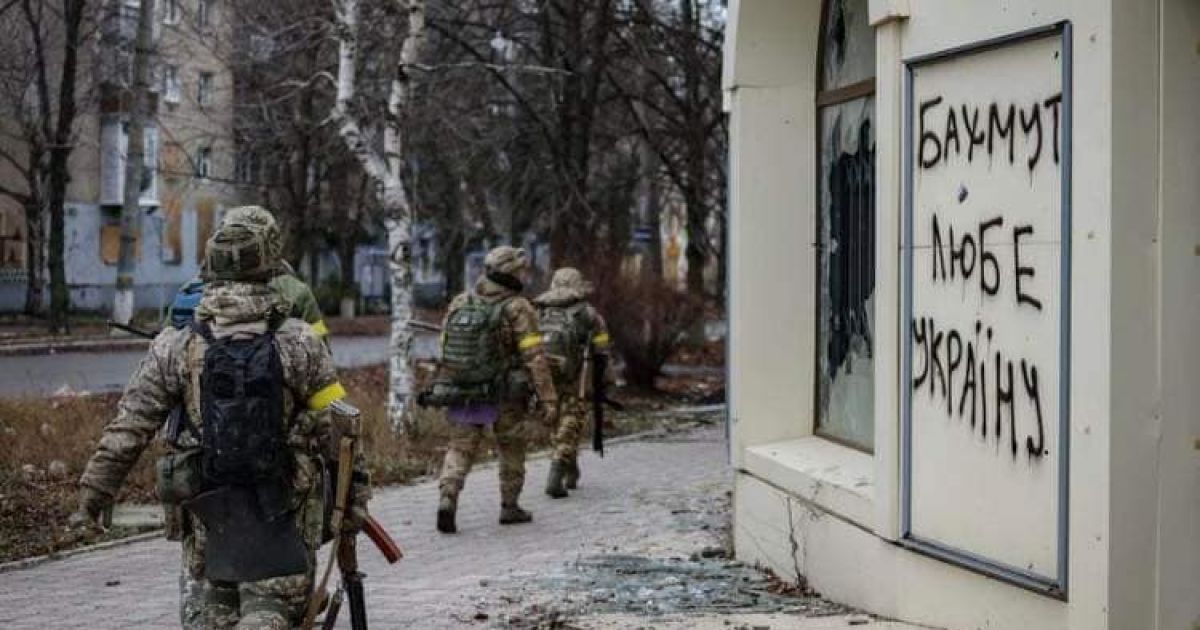  Розвідка Британії: оборона Бахмута продовжує виснажувати сили обох сторін 