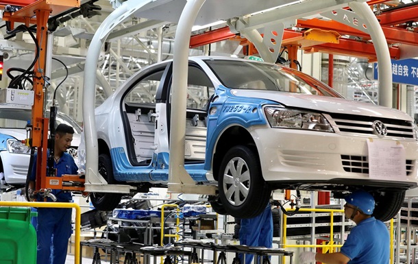  Volkswagen заборонив китайським заводам продавати машини в РФ 