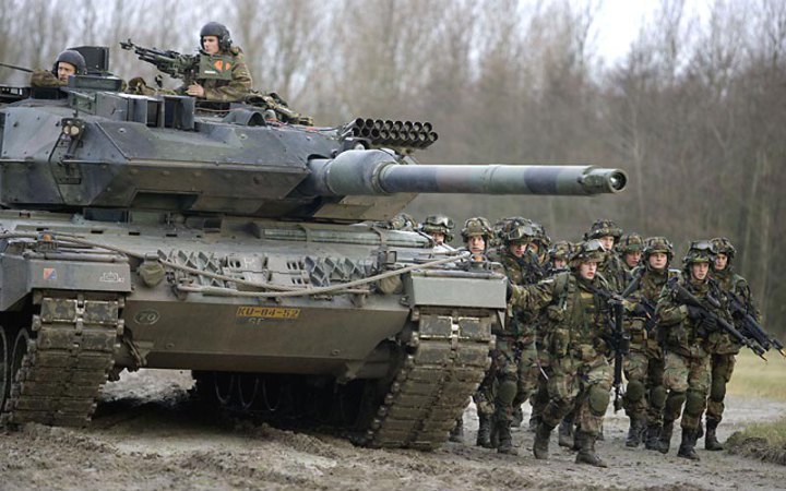  Нідерланди поставлятимуть в Україну боєприпаси для танків Leopard 2 