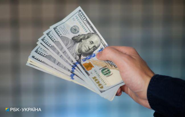  Ситуація на валютному ринку погіршилася: попит на валюту зріс удвічі 