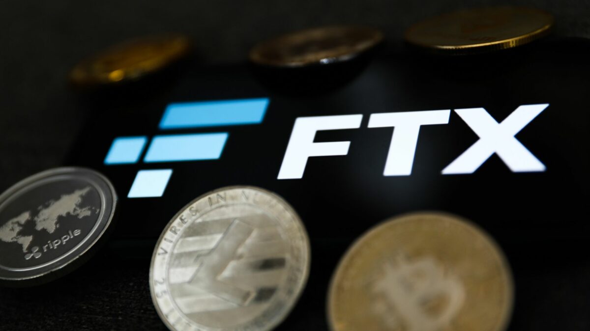  Щонайменше 1 мільярд доларів клієнтських коштів зник з FTX – Reuters 