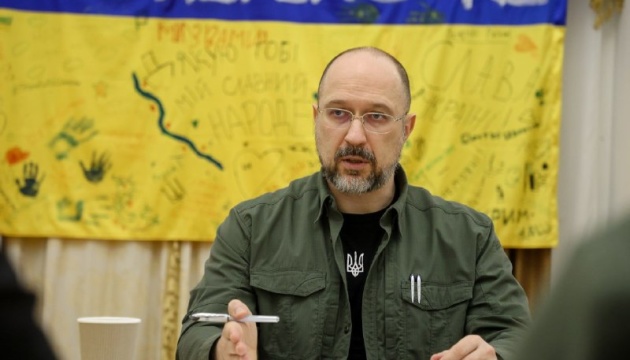  Шмигаль доручив створити штаб для оперативної ліквідації руйнувань енергетичної інфраструктури 