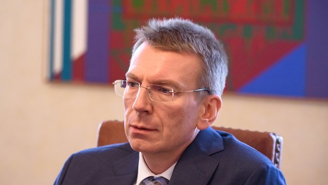  Глава МЗС Латвії: поїздки в Європу - не спадкове і божественне право росіян 