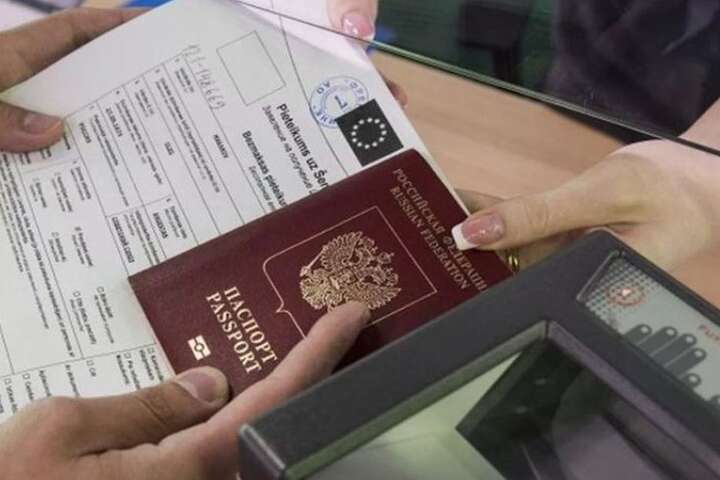  Скандал із візами для росіян. Кремль взявся погрожувати Фінляндії 
