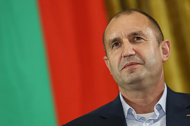  Президент Болгарии намекнул на референдум о вето на вступление Северной Македонии в ЕС 