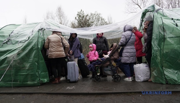  З України виїхали вже понад 4,5 мільйона біженців - ООН 