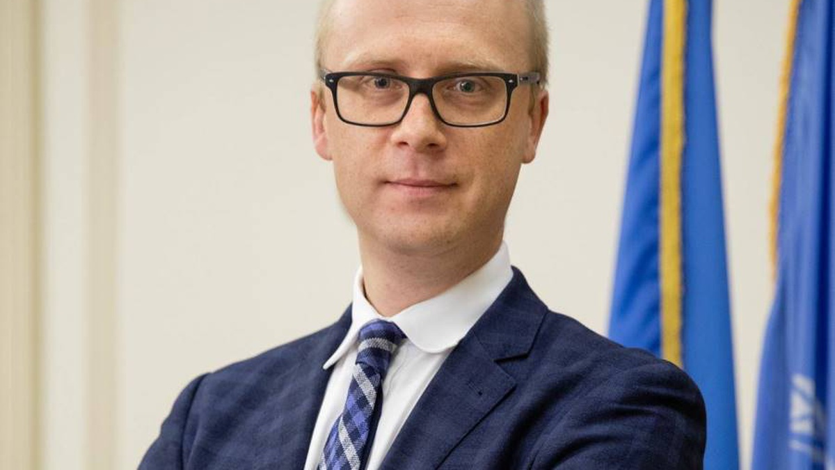  МЗС України категорично відкидає спроби Сіярто втягнути Україну у внутрішньополітичну боротьбу в Угорщині 