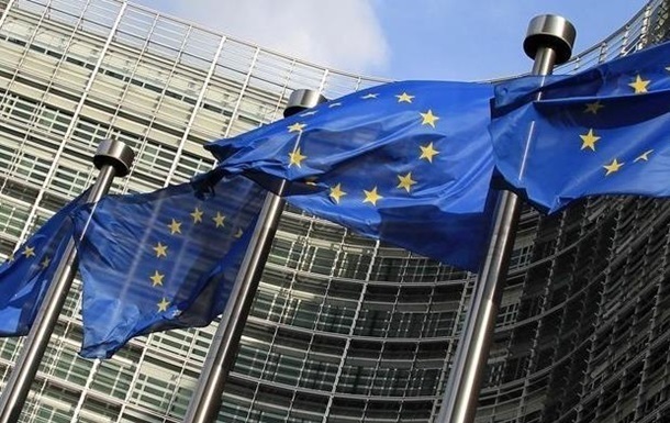  Еврокомиссия открыла дело против Польши из-за Конституционного суда 